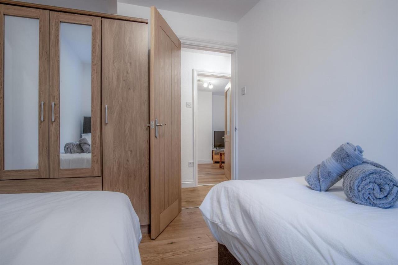 Holloway - 2 Bedroom Cottage - Stepaside Stepaside  Luaran gambar